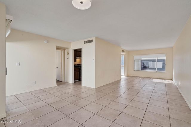 1018 E MICHELLE Drive, Phoenix, AZ 85022