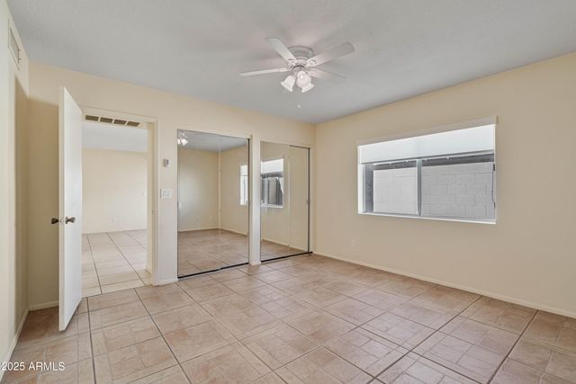 1018 E MICHELLE Drive, Phoenix, AZ 85022