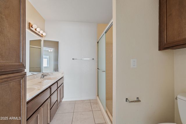 1018 E MICHELLE Drive, Phoenix, AZ 85022