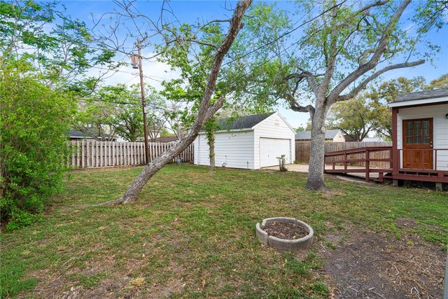 634 Sorrell St, Corpus Christi, TX 78404