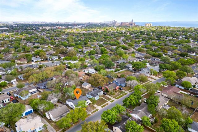 634 Sorrell St, Corpus Christi, TX 78404