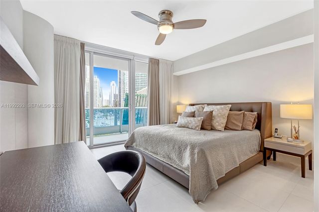 200 Biscayne Boulevard Way 504, Miami, FL 33131