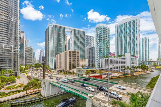 200 Biscayne Boulevard Way 504, Miami, FL 33131