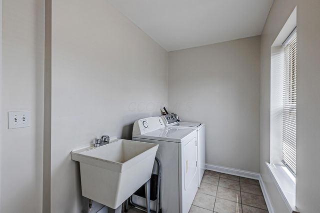1722 Cole Street, Columbus, OH 43205