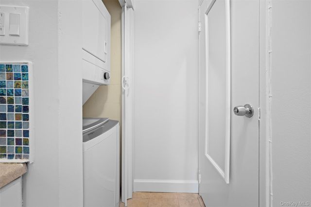 252 Village Drive 252, Hauppauge, NY 11788