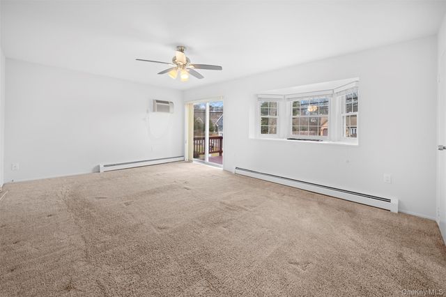 252 Village Drive 252, Hauppauge, NY 11788