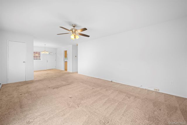 252 Village Drive 252, Hauppauge, NY 11788