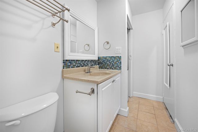 252 Village Drive 252, Hauppauge, NY 11788