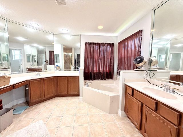 1405 MISTY GLEN LANE, Clermont, FL 34711