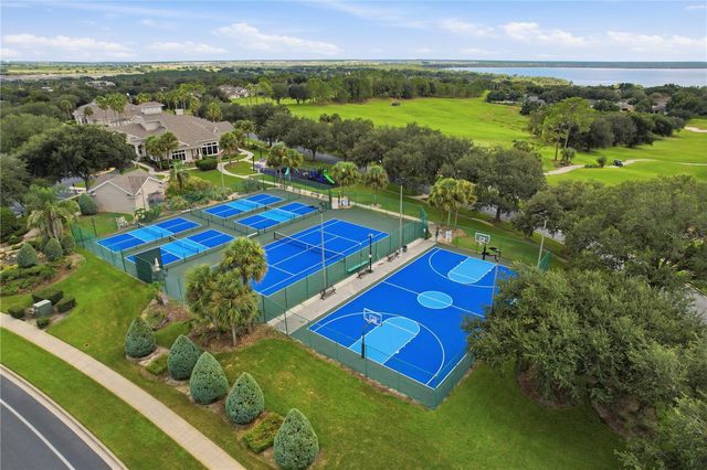 1405 MISTY GLEN LANE, Clermont, FL 34711