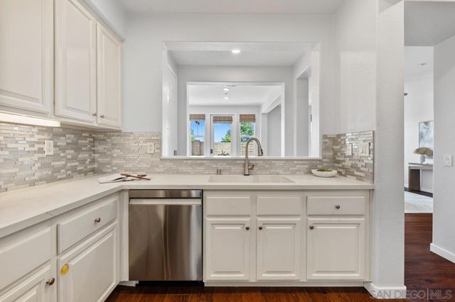 13330 Via Magdalena 6, San Diego, CA 92129