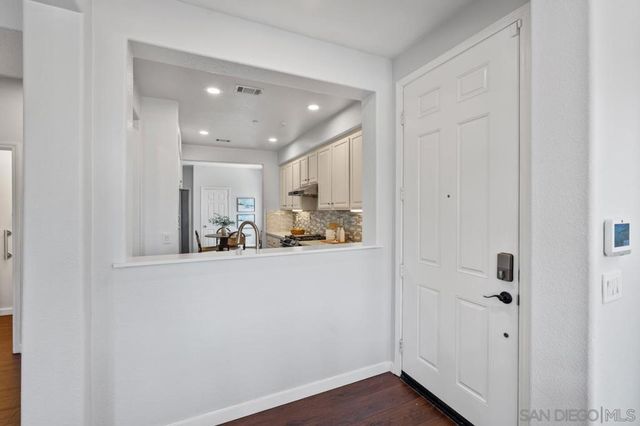 13330 Via Magdalena 6, San Diego, CA 92129