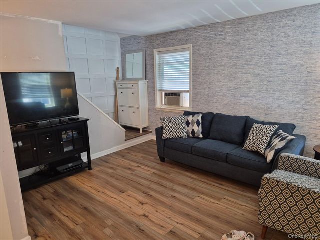 1128 N Ocean Avenue, Medford, NY 11763