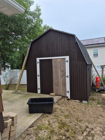 1128 N Ocean Avenue, Medford, NY 11763
