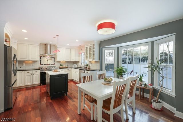 63 Beechwood Cir, Hillsborough Twp., NJ 08844