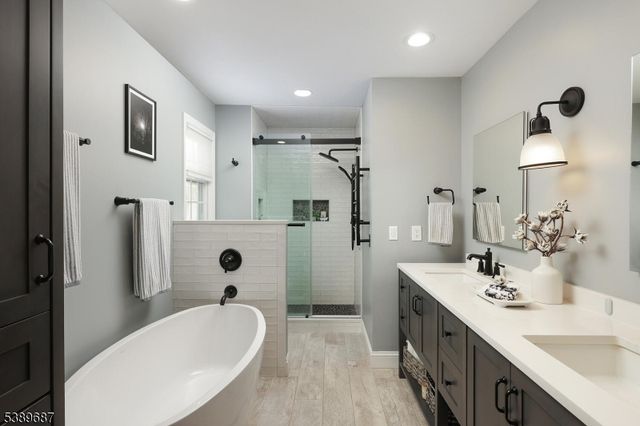 63 Beechwood Cir, Hillsborough Twp., NJ 08844