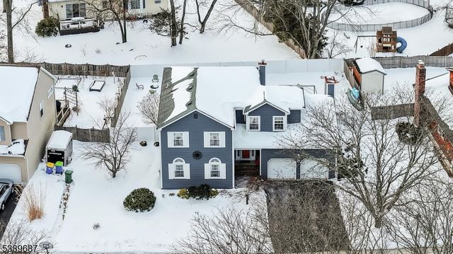 63 Beechwood Cir, Hillsborough Twp., NJ 08844