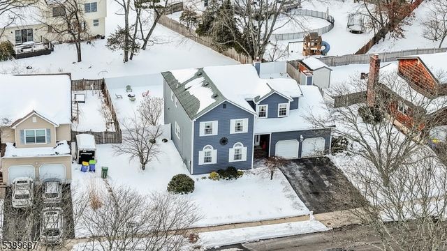 63 Beechwood Cir, Hillsborough Twp., NJ 08844