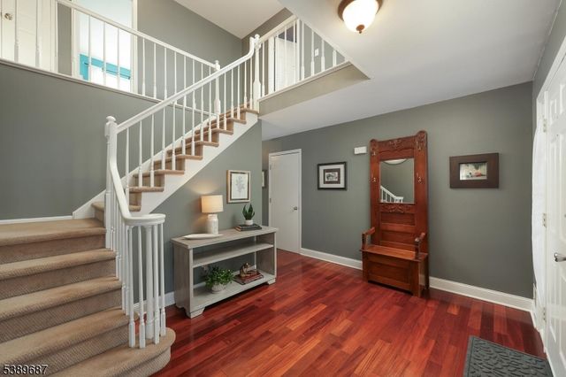 63 Beechwood Cir, Hillsborough Twp., NJ 08844