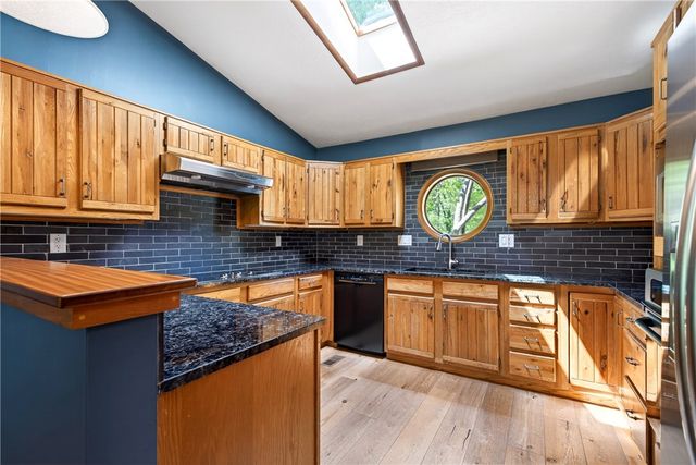 212 Walnut Grove Drive, Washington Twp, OH 45458