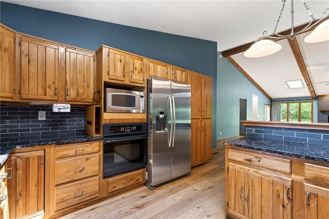 212 Walnut Grove Drive, Washington Twp, OH 45458