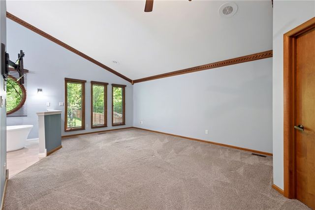 212 Walnut Grove Drive, Washington Twp, OH 45458