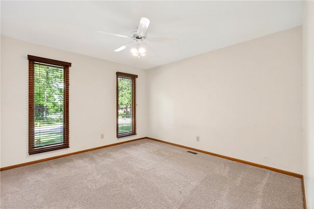 212 Walnut Grove Drive, Washington Twp, OH 45458