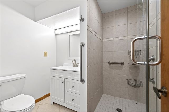 212 Walnut Grove Drive, Washington Twp, OH 45458