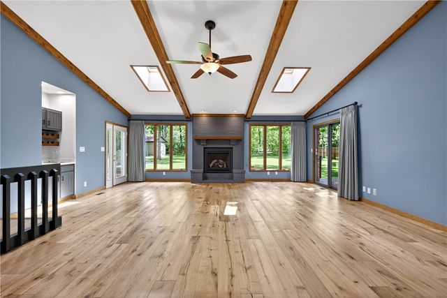 212 Walnut Grove Drive, Washington Twp, OH 45458