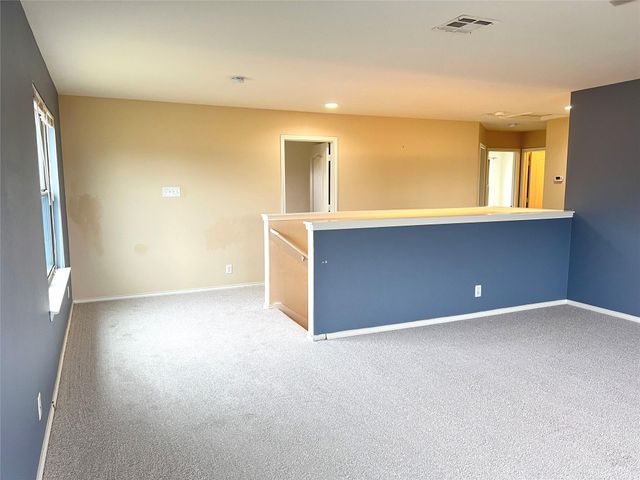 160 Mistletoe LN, Kyle, TX 78640
