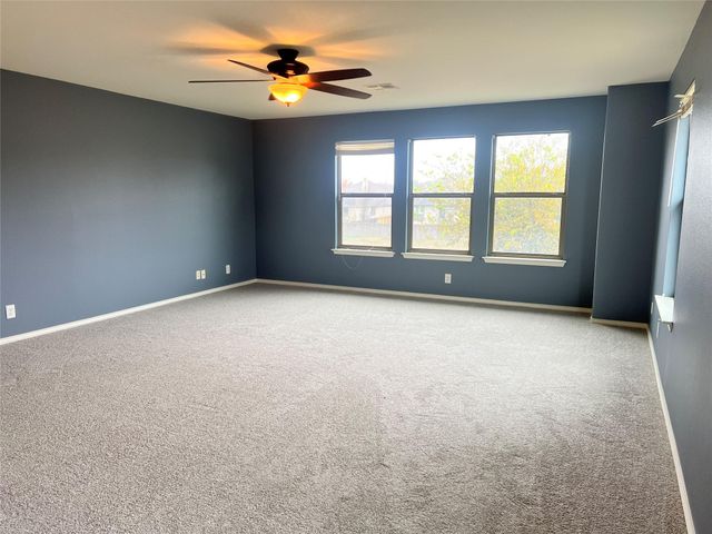 160 Mistletoe LN, Kyle, TX 78640