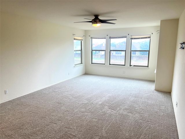 160 Mistletoe LN, Kyle, TX 78640