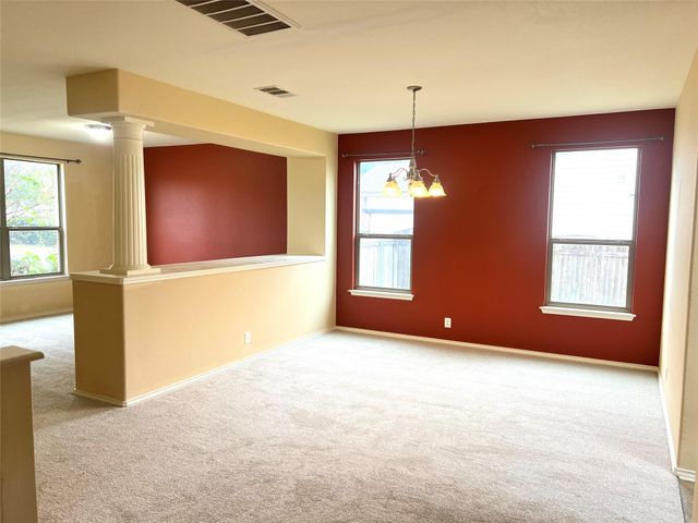 160 Mistletoe LN, Kyle, TX 78640