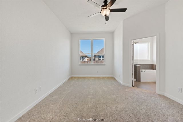 10631 Burgundy Berry Way, Bryan, TX 77845