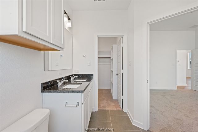 10631 Burgundy Berry Way, Bryan, TX 77845