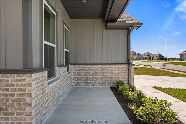 10631 Burgundy Berry Way, Bryan, TX 77845