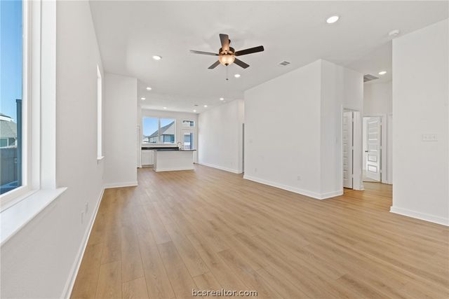 10631 Burgundy Berry Way, Bryan, TX 77845