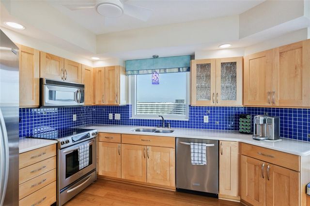 1180 GULF BOULEVARD 1105, Clearwater, FL 33767