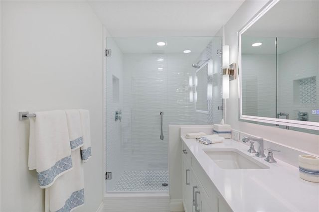 1180 GULF BOULEVARD 1105, Clearwater, FL 33767