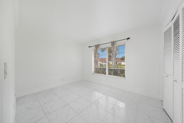 1443 SW 27th Ave E, Boynton Beach, FL 33426