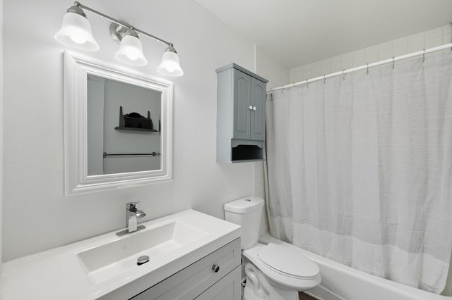 1443 SW 27th Ave E, Boynton Beach, FL 33426