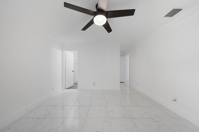 1443 SW 27th Ave E, Boynton Beach, FL 33426