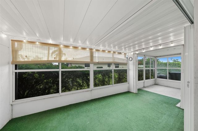 1443 SW 27th Ave E, Boynton Beach, FL 33426