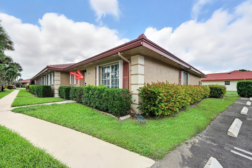 1443 SW 27th Ave E, Boynton Beach, FL 33426