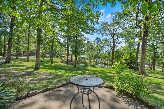 214 S Ross Maddox Rd, Pearcy, AR 71964