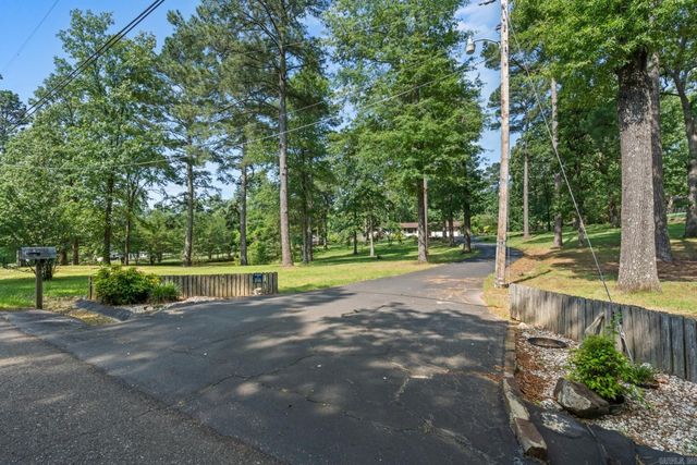 214 S Ross Maddox Rd, Pearcy, AR 71964