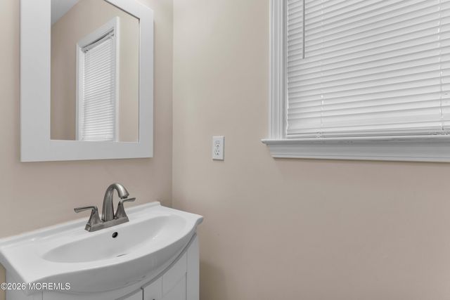 176 Tilton Street, Toms River, NJ 08753