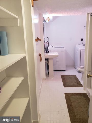7794 BALLSTON DR, Springfield, VA 22153
