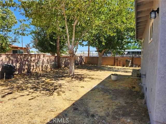 1867 E Avenue Q13, Palmdale, CA 93550