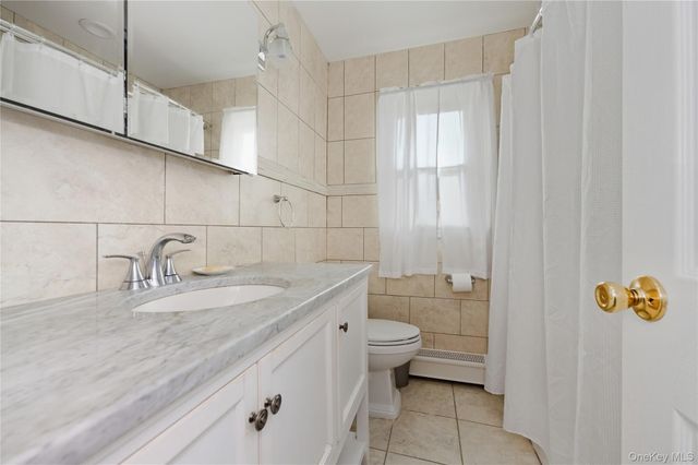 3292 Murdock Avenue, Oceanside, NY 11572